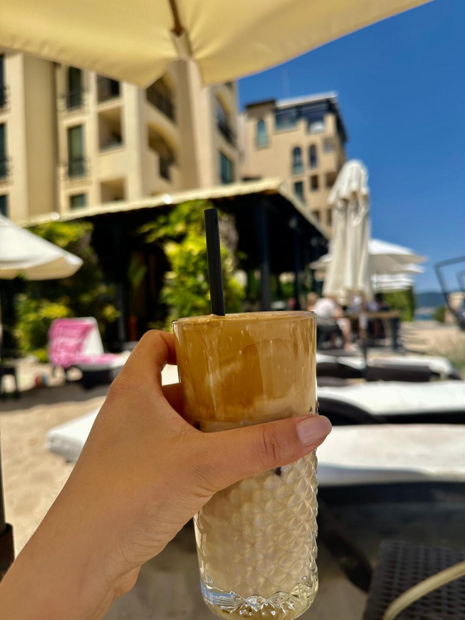 Апарт отель Oazis Vip Club Солнечный берег Экстерьер фото